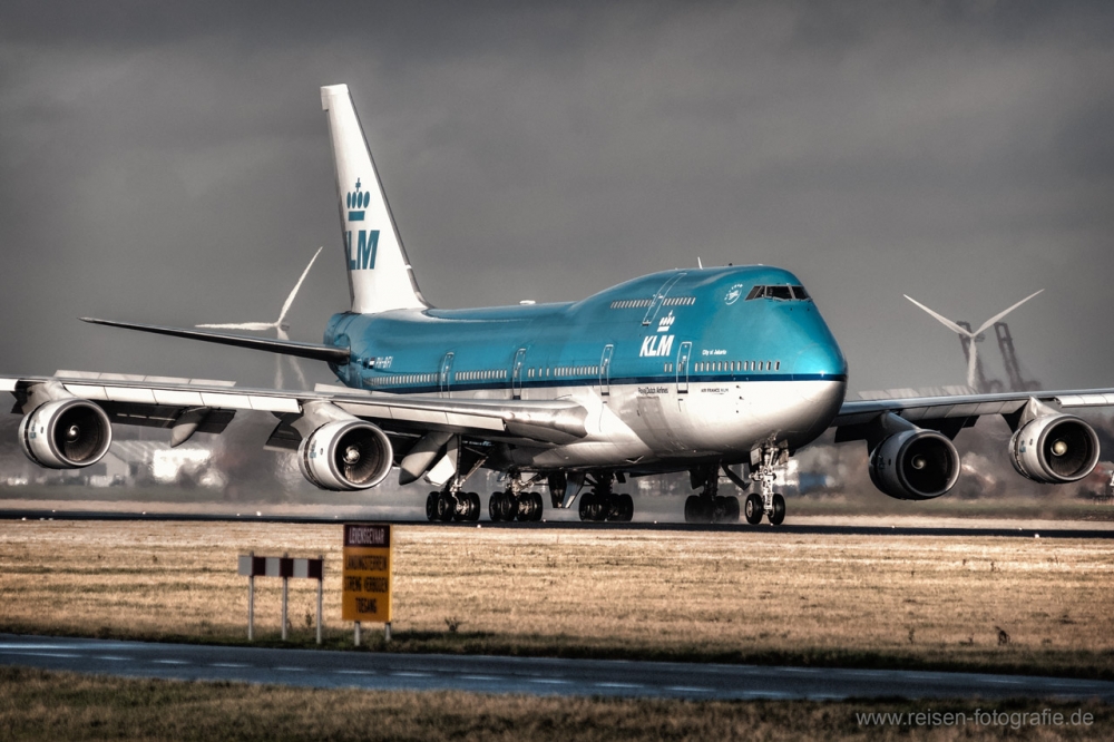 HDR KLM Amsterdam Landing