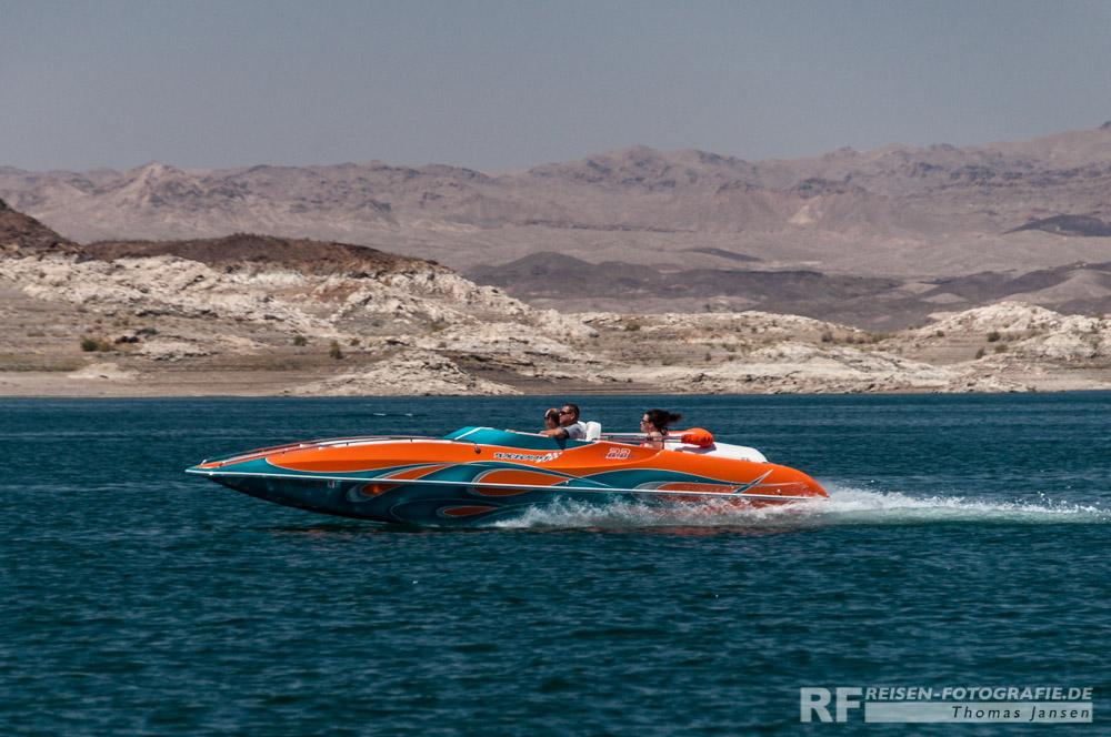 Speedboot auf dem Lake Mead