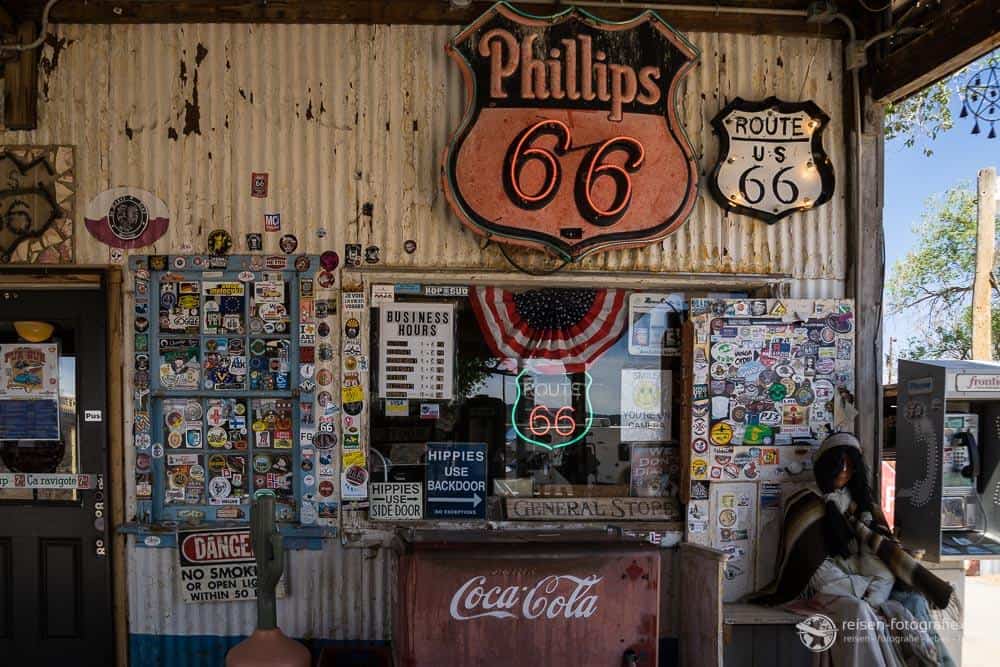 Route 66 - Hackberry General Store