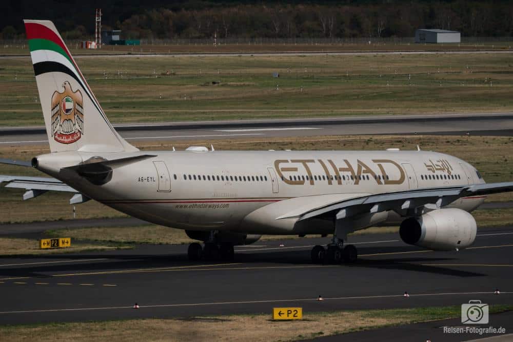Etihad Airways Airbus A330-243