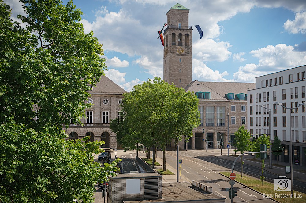 Blick auf das Mülheimer Rathaus