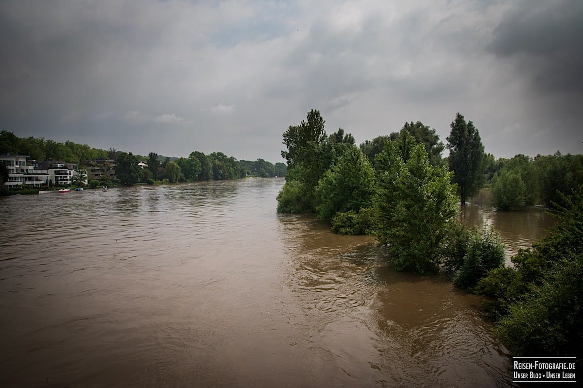 Ruhr mit Hochwasser