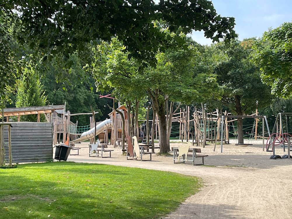 Abenteuer Spielplatz im Naturzoo Rheine